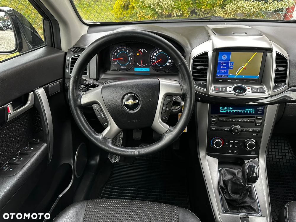 Chevrolet Captiva 2.4 2WD LT - 9