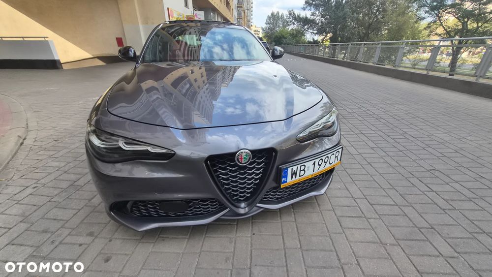 Alfa Romeo Giulia 2.0 Turbo 16V AT8-Q4 Veloce - 2