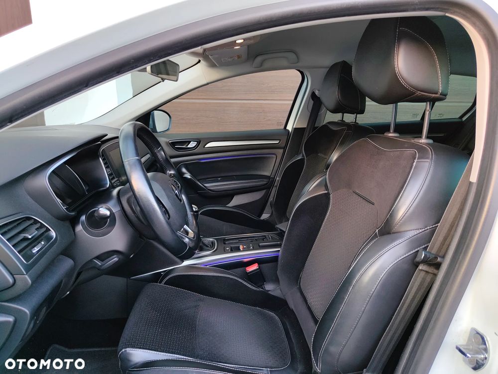 Renault Megane ENERGY dCi 130 GT LINE - 13