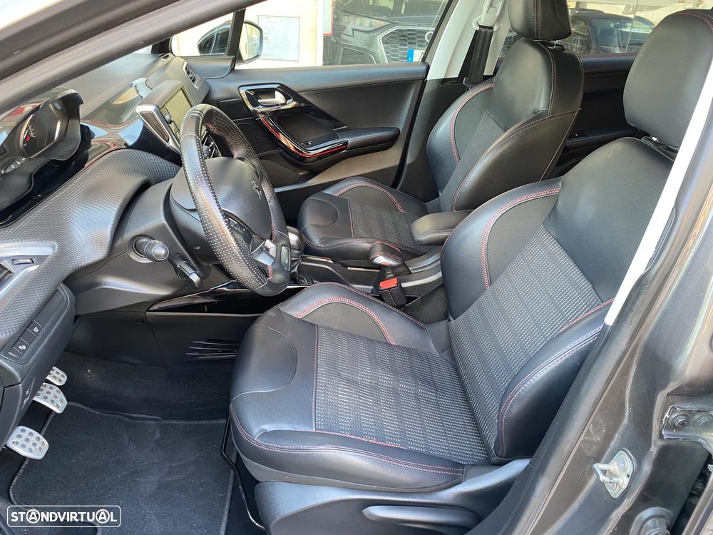 Peugeot 2008 PureTech 110 Stop&Start GT-Line Edition - 37