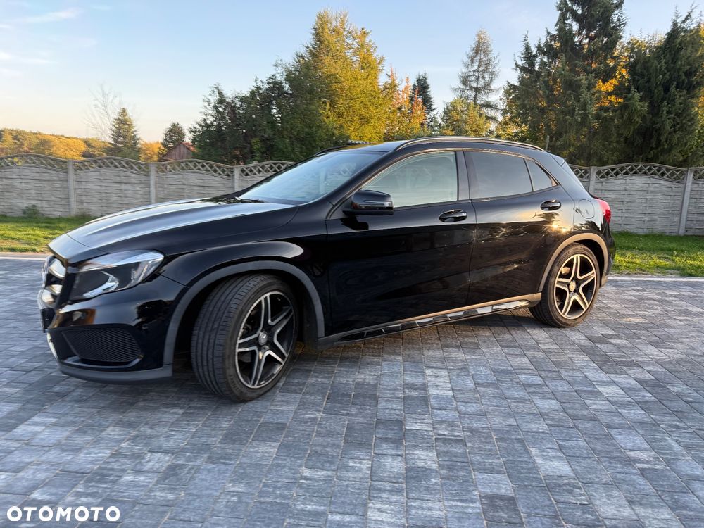 Mercedes-Benz GLA 200 (CDI) d 4Matic 7G-DCT AMG Line - 8