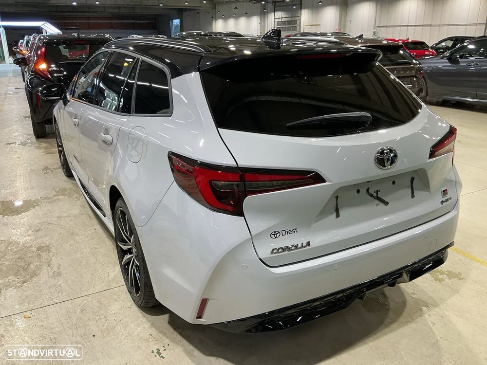 Toyota Corolla Touring Sports 1.8 Hybrid GR-Sport - 4