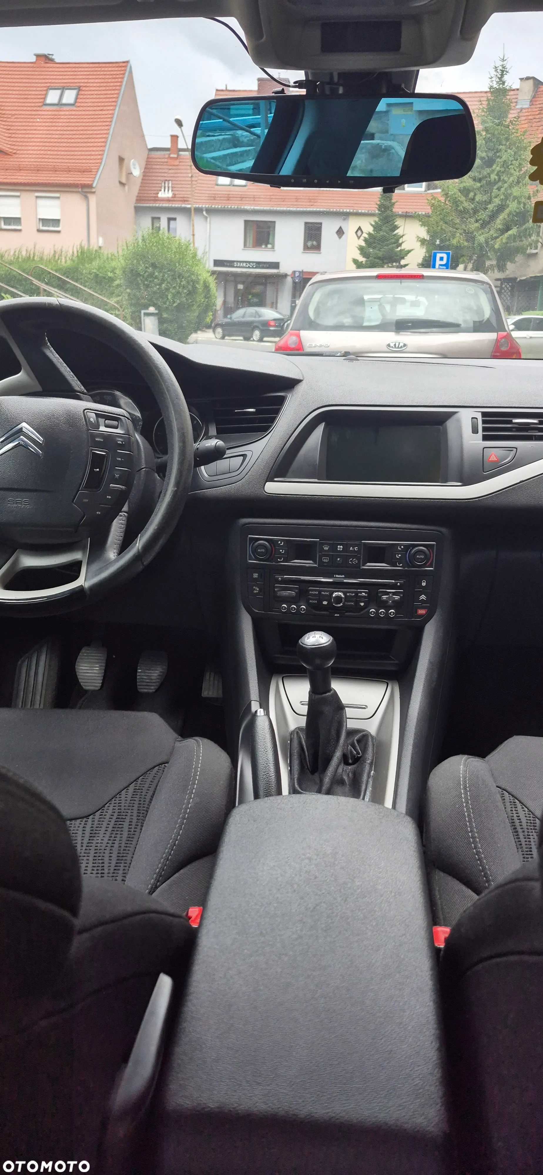 Citroën C5 1.6 HDi Attraction - 18