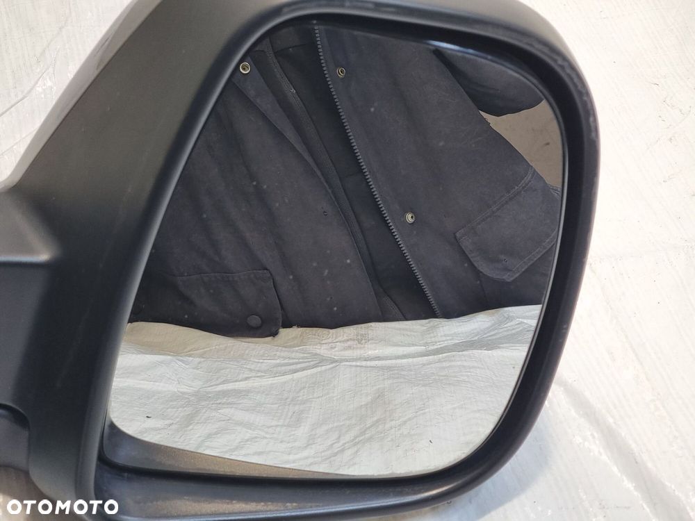 LUSTERKO PRAWE OPEL COMBO E 7+2 PIN KOD LAKIERU EVL EUROPA - 2