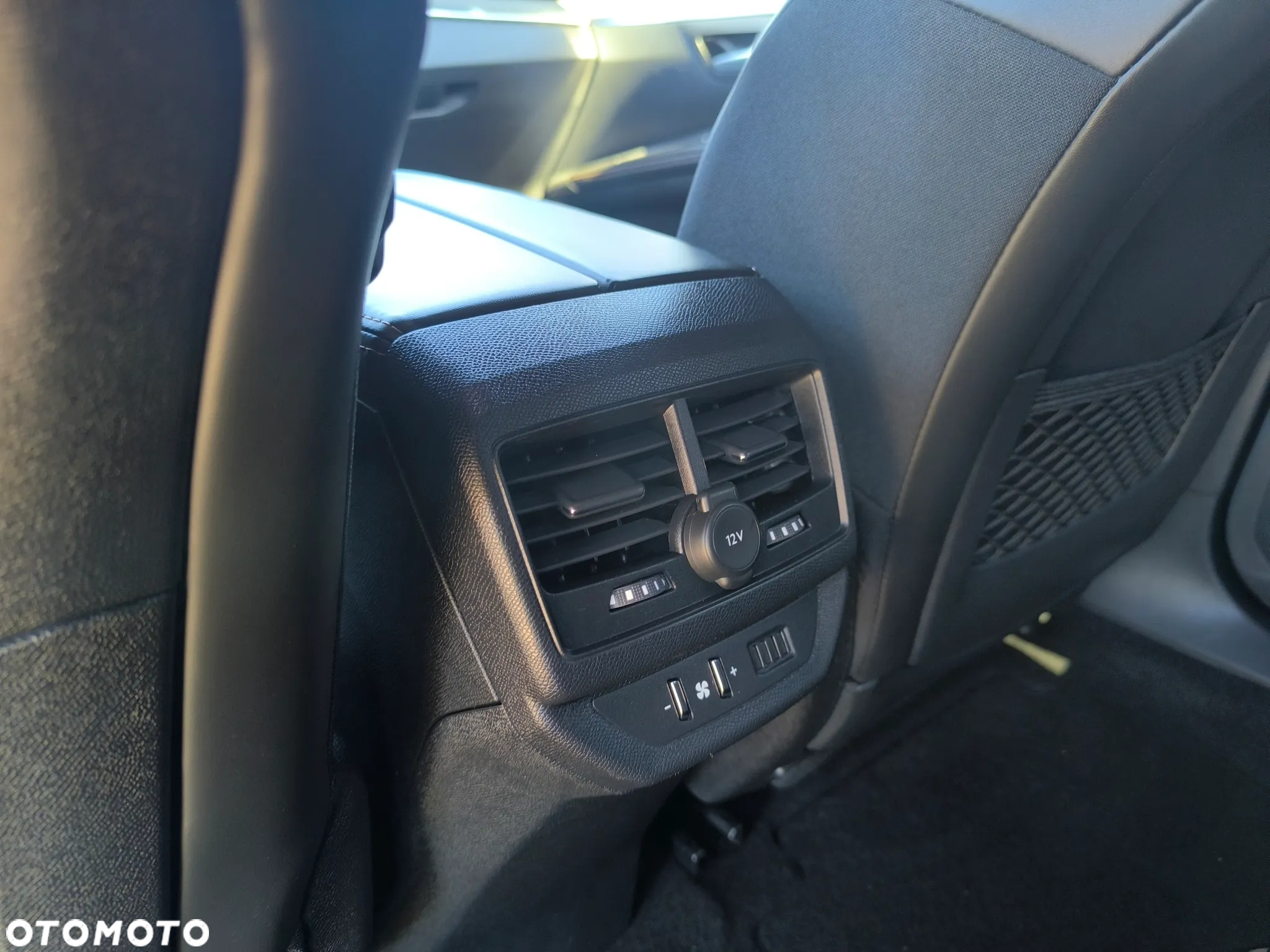 Peugeot 5008 - 22