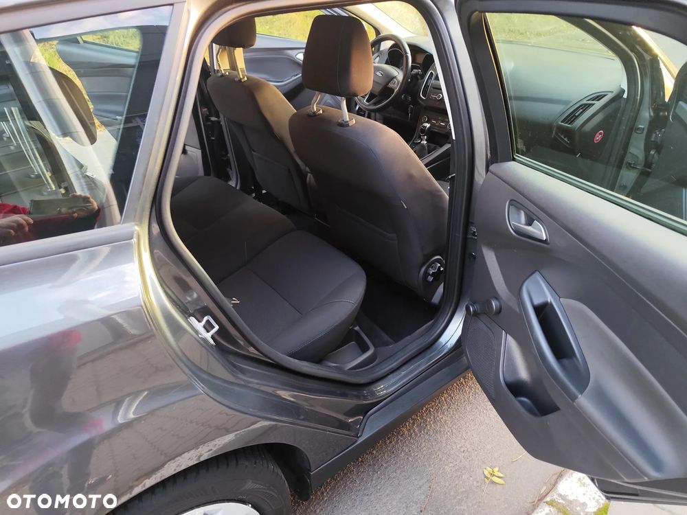 Ford Focus 1.0 EcoBoost Black Edition ASS - 16