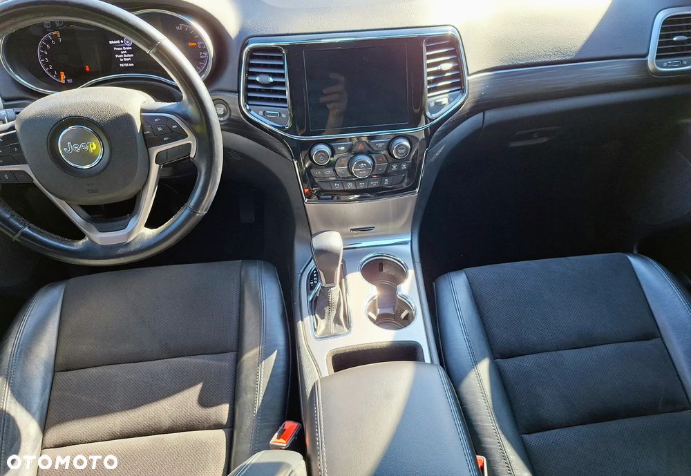 Jeep Grand Cherokee - 34