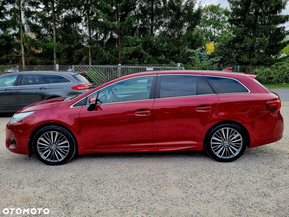 Toyota Avensis 1.8 Premium - 8