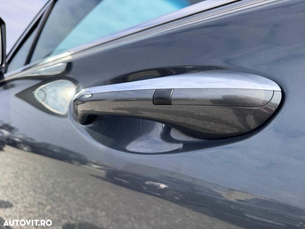 Hyundai Santa Fe 2.2 CRDi 4WD 8AT Luxury - 9