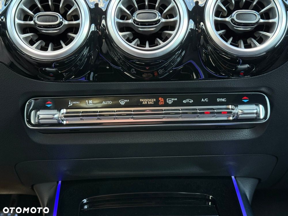 Mercedes-Benz GLA 220 mHEV 4-Matic AMG Line 8G-DCT - 25