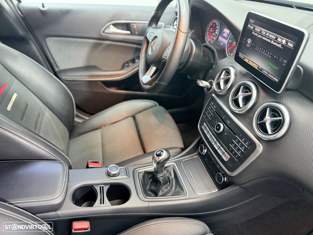 Mercedes-Benz A 180 d Urban - 21