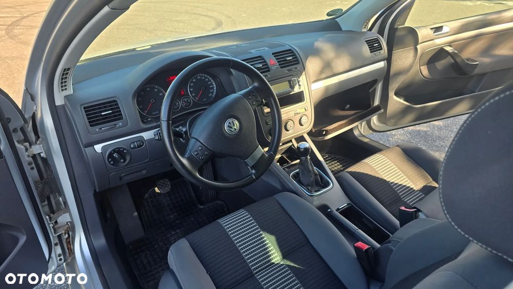 Volkswagen Golf 1.4 Entry - 34