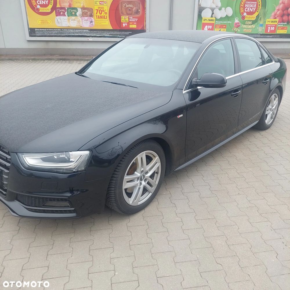 Audi A4 Limousine 1.8 TFSI quattro S line Sportpaket - 2