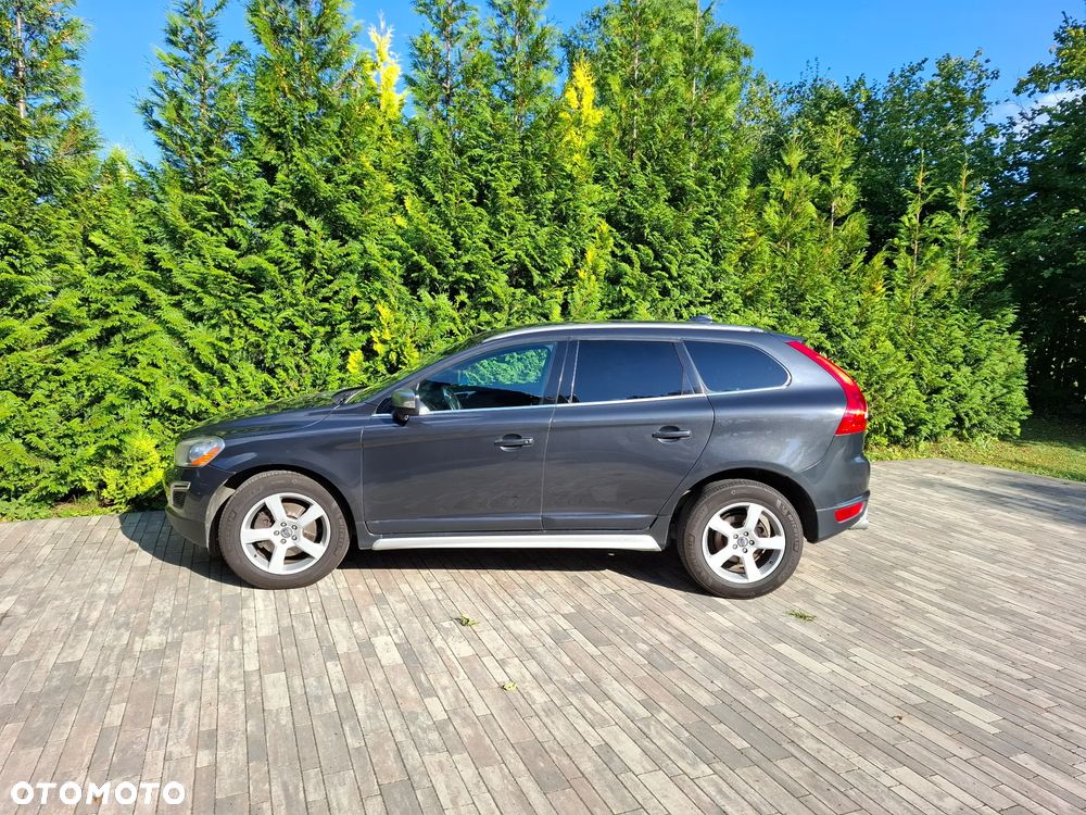 Volvo XC 60 D5 AWD R-Design - 2