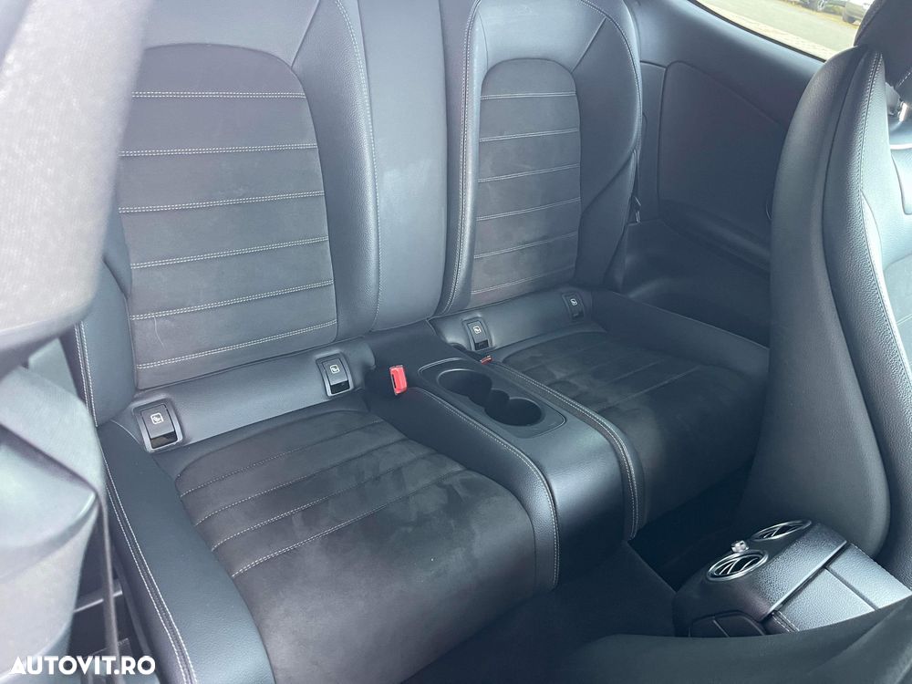 Mercedes-Benz C - 19