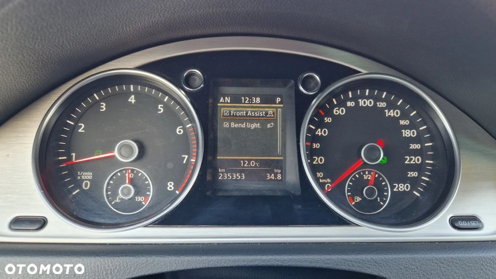 Volkswagen Passat CC - 13