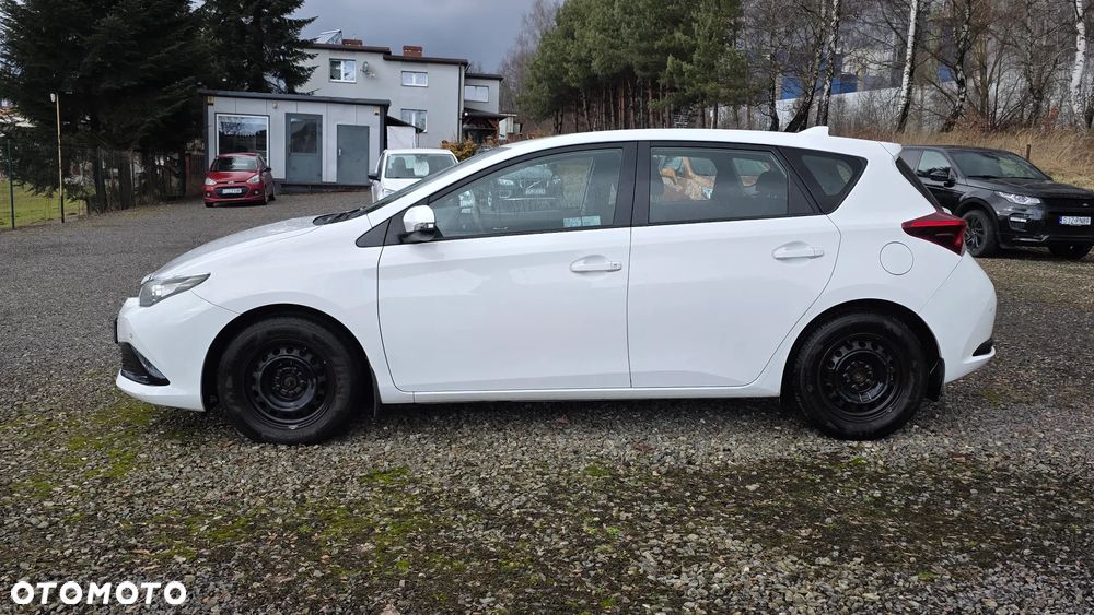 Toyota Auris 1.33 VVT-i Life - 26