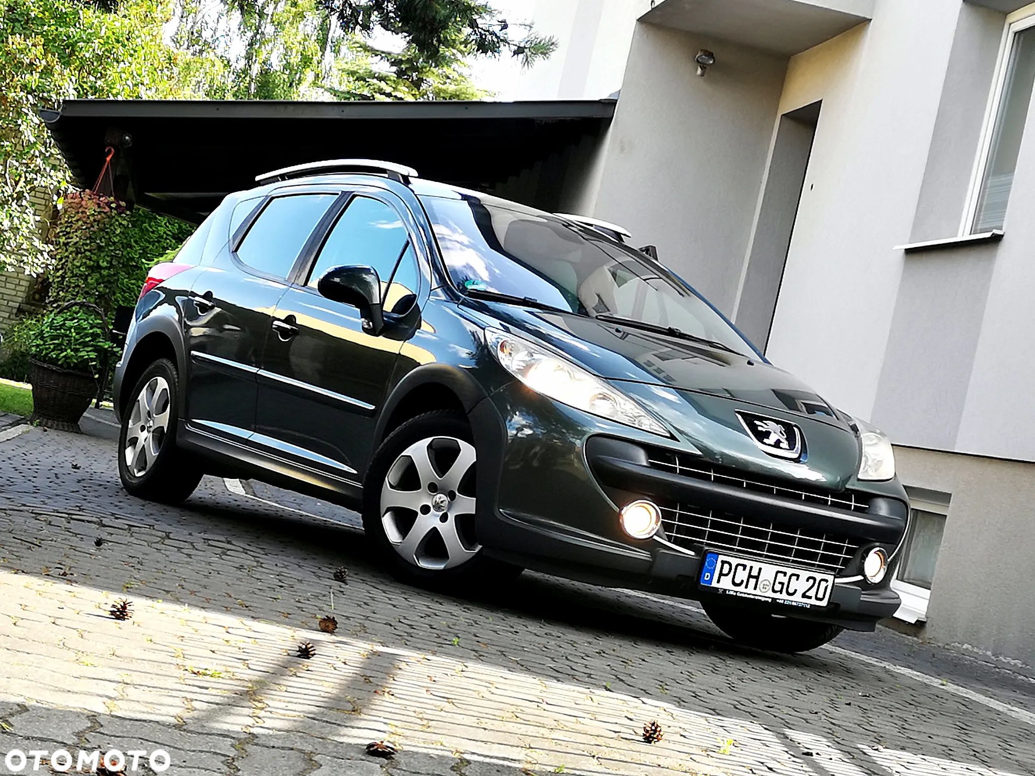 Peugeot 207 110 HDi FAP (Blue Lion) Sport - 1