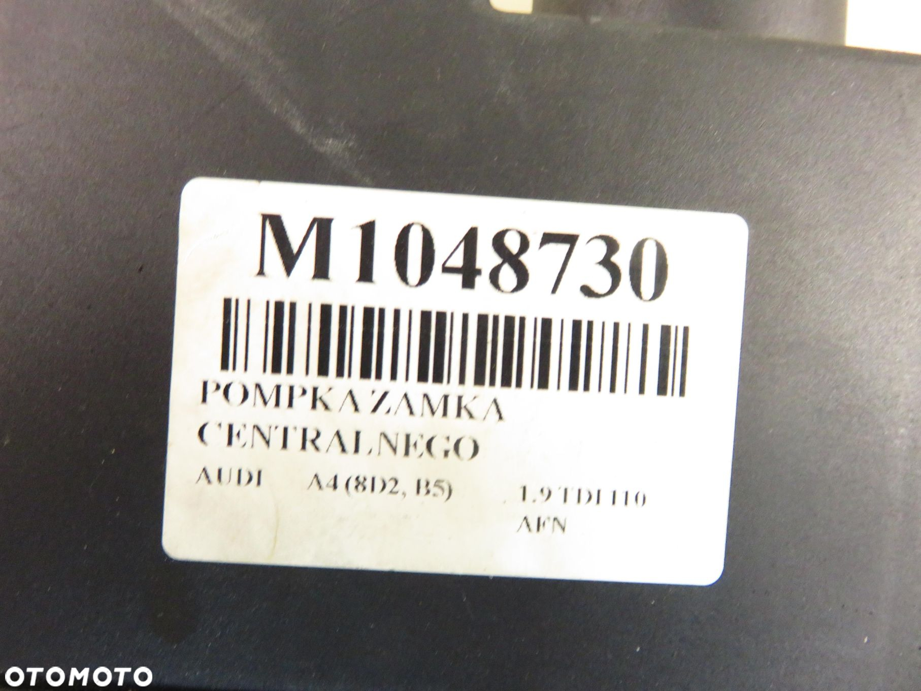 POMPKA ZAMKA CENTRALNEGO AUDI A4 (8D2, B5) 4A0862257J - 2