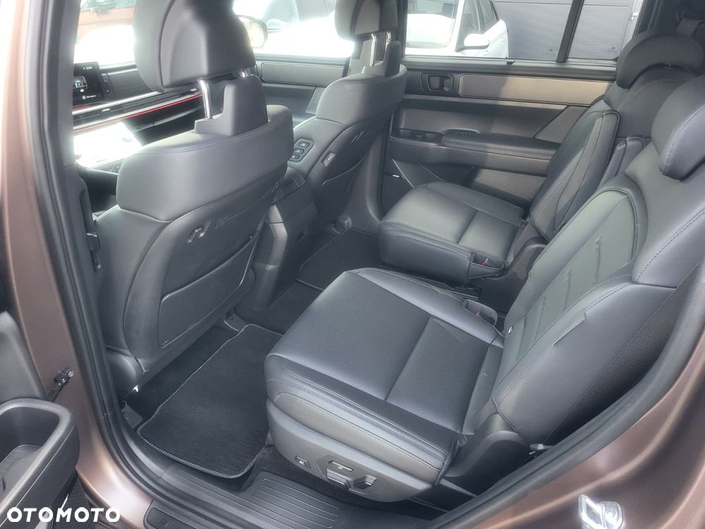 Hyundai Santa Fe 1.6 T-GDI PHEV Calligraphy 4WD 6os - 31