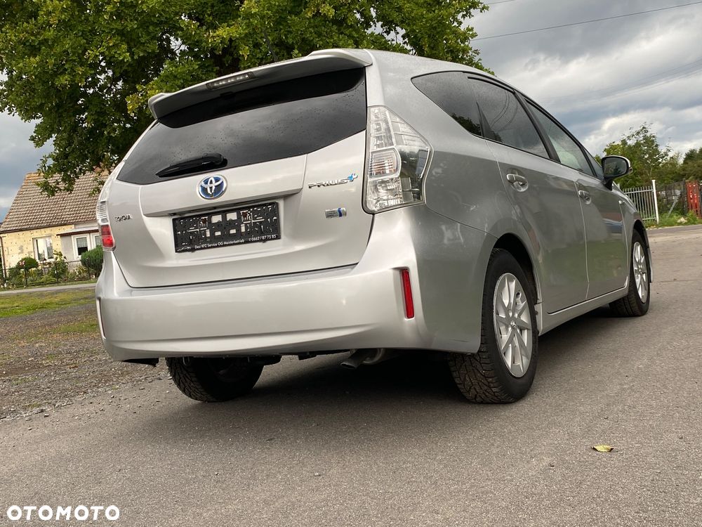Toyota Prius+ (Hybrid) - 15