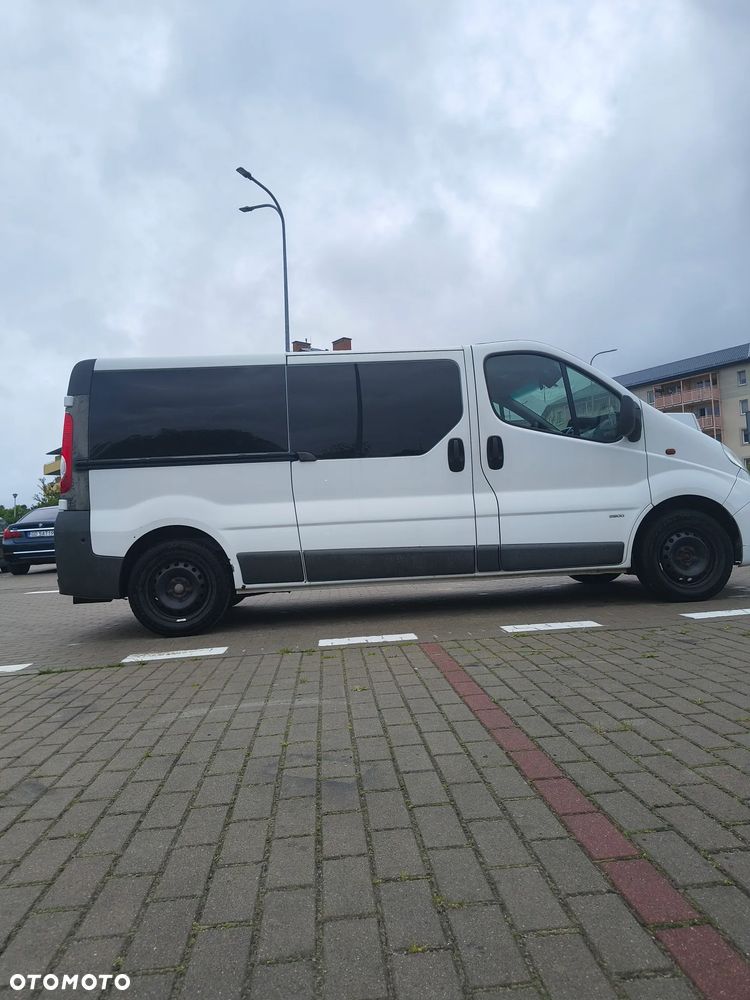 Opel Vivaro L2H1 2.9t Essentia - 9