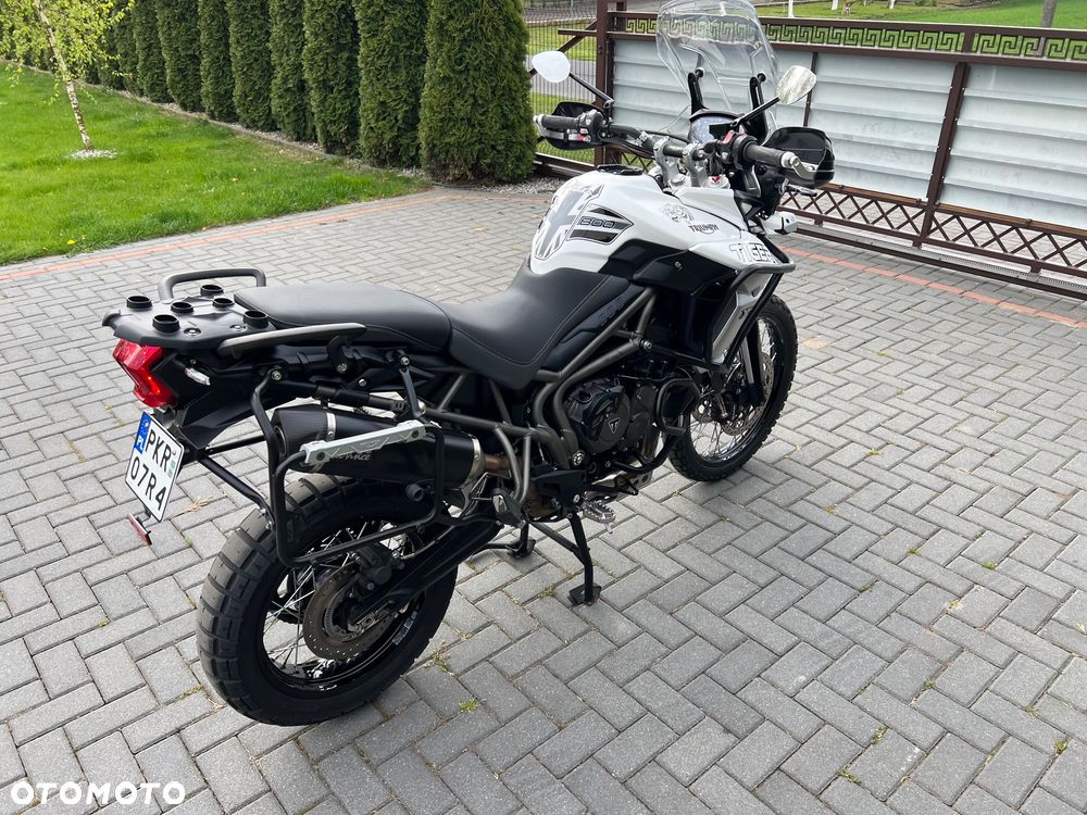 Triumph Tiger - 9