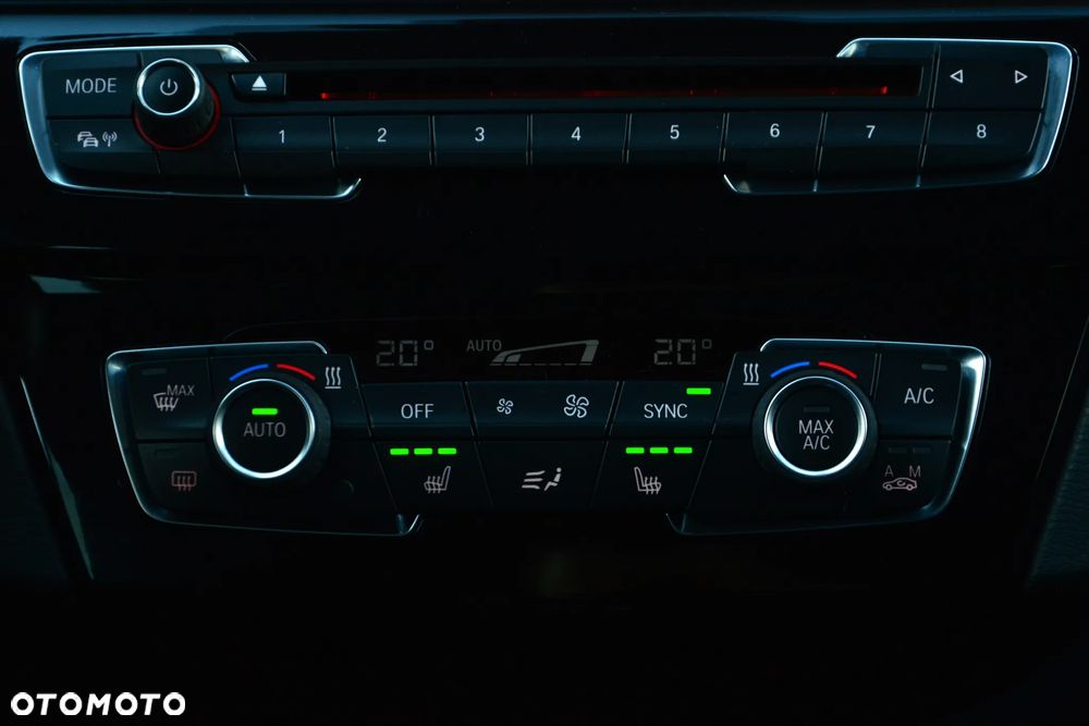 BMW X1 sDrive18i xLine - 18