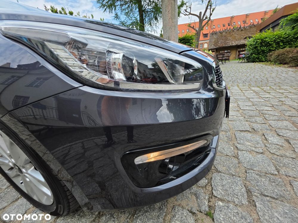 Kia Ceed 1.4 CVVT Dream Team Edition - 23