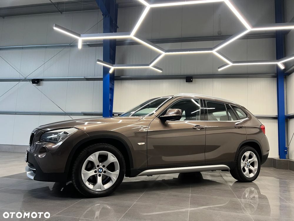 BMW X1 xDrive18d xLine - 4