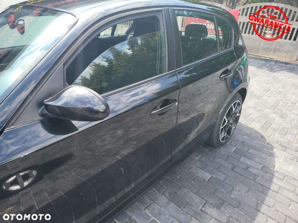 BMW Seria 1 - 29
