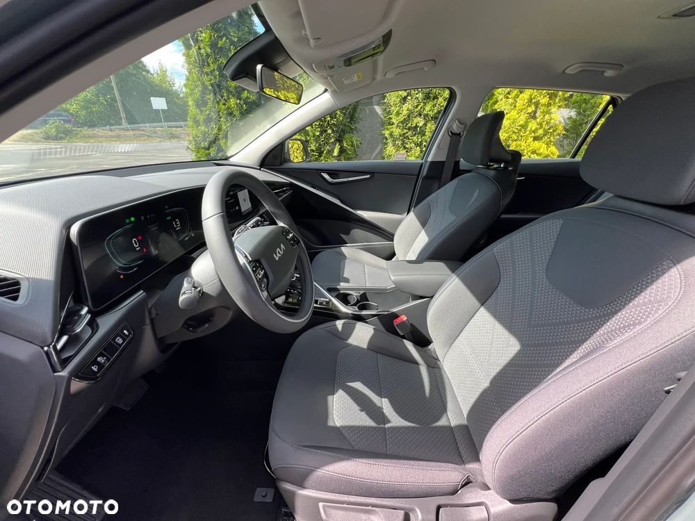 Kia Niro 1.6 GDI Hybrid M - 9