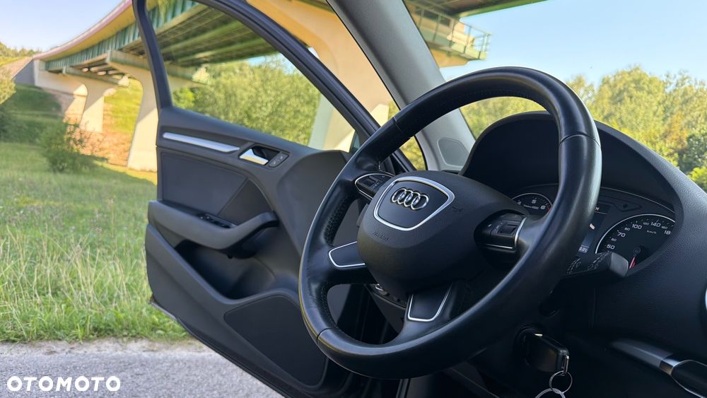 Audi A3 Sportback 1.4 TFSI Ambiente - 21