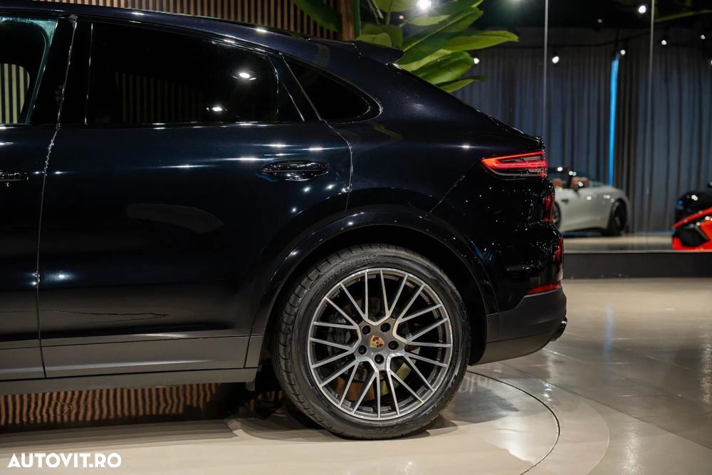 Porsche Cayenne Coupe - 4