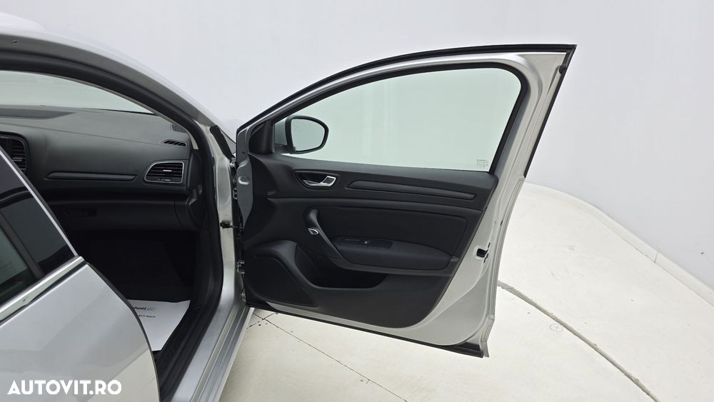 Renault Megane - 18
