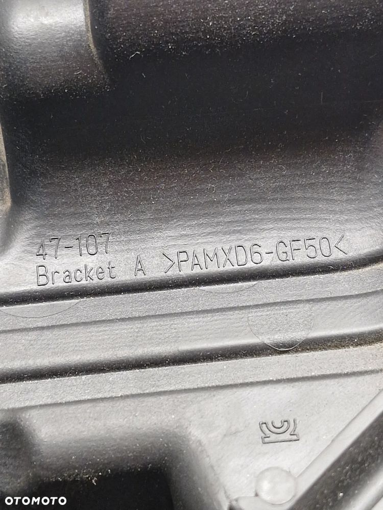 Toyota Prius IV  lift lampa przód prawa - 13