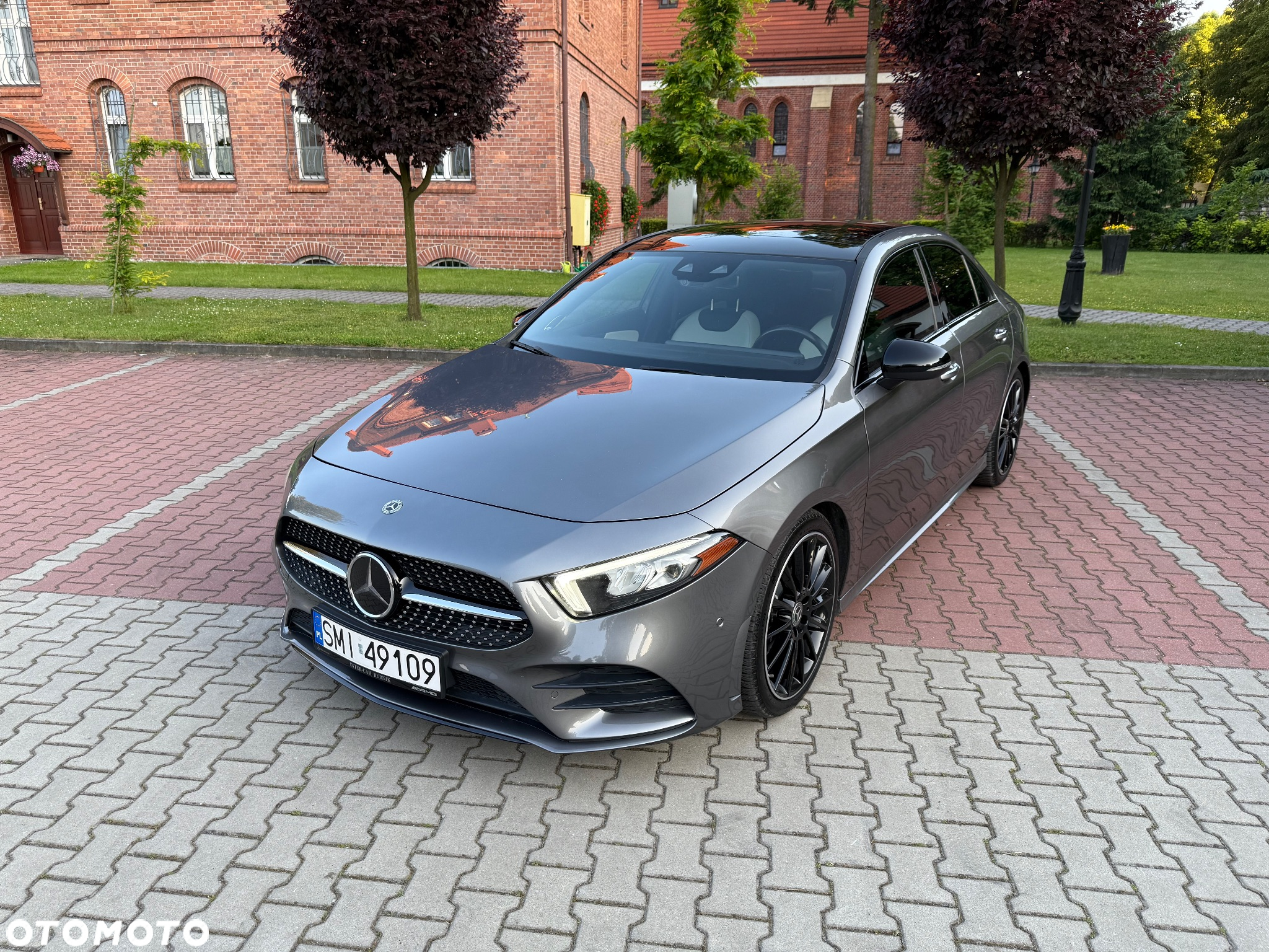 Mercedes-Benz Klasa A 220 AMG Line 7G-DCT - 9