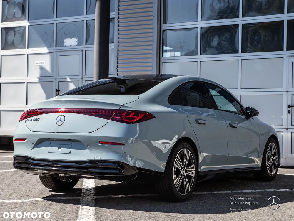 Mercedes-Benz CLA 200 mHEV 8G-DCT - 6