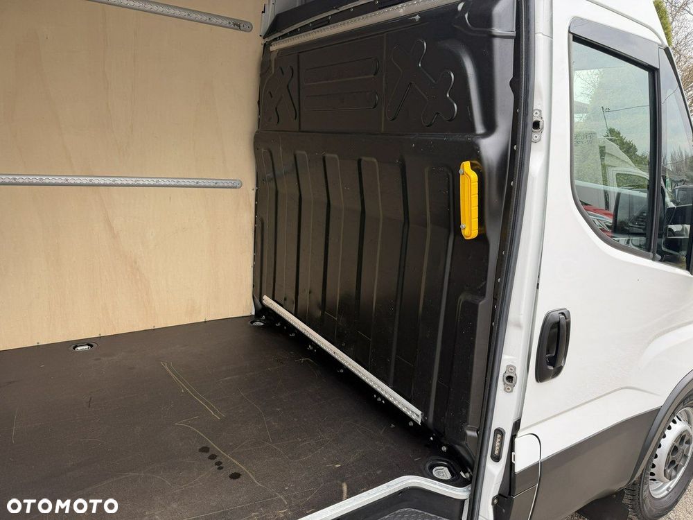 Iveco Daily 35S16 - 12