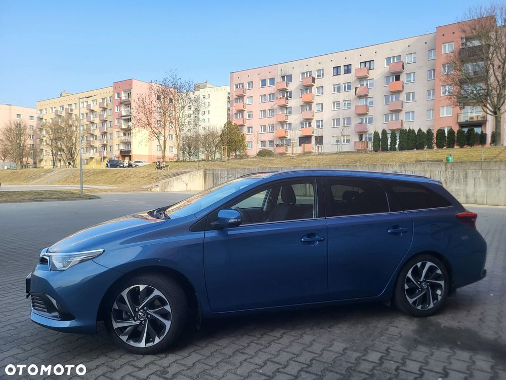 Toyota Auris - 5