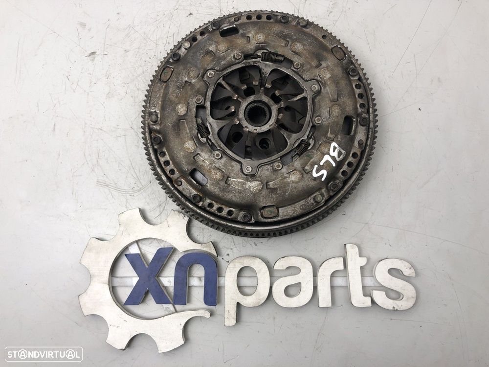 Volante Bi-massa Usado AUDI A3 (8P1) 1.9 TDI | 05.03 - 05.10 REF. MOTOR BLS - 1