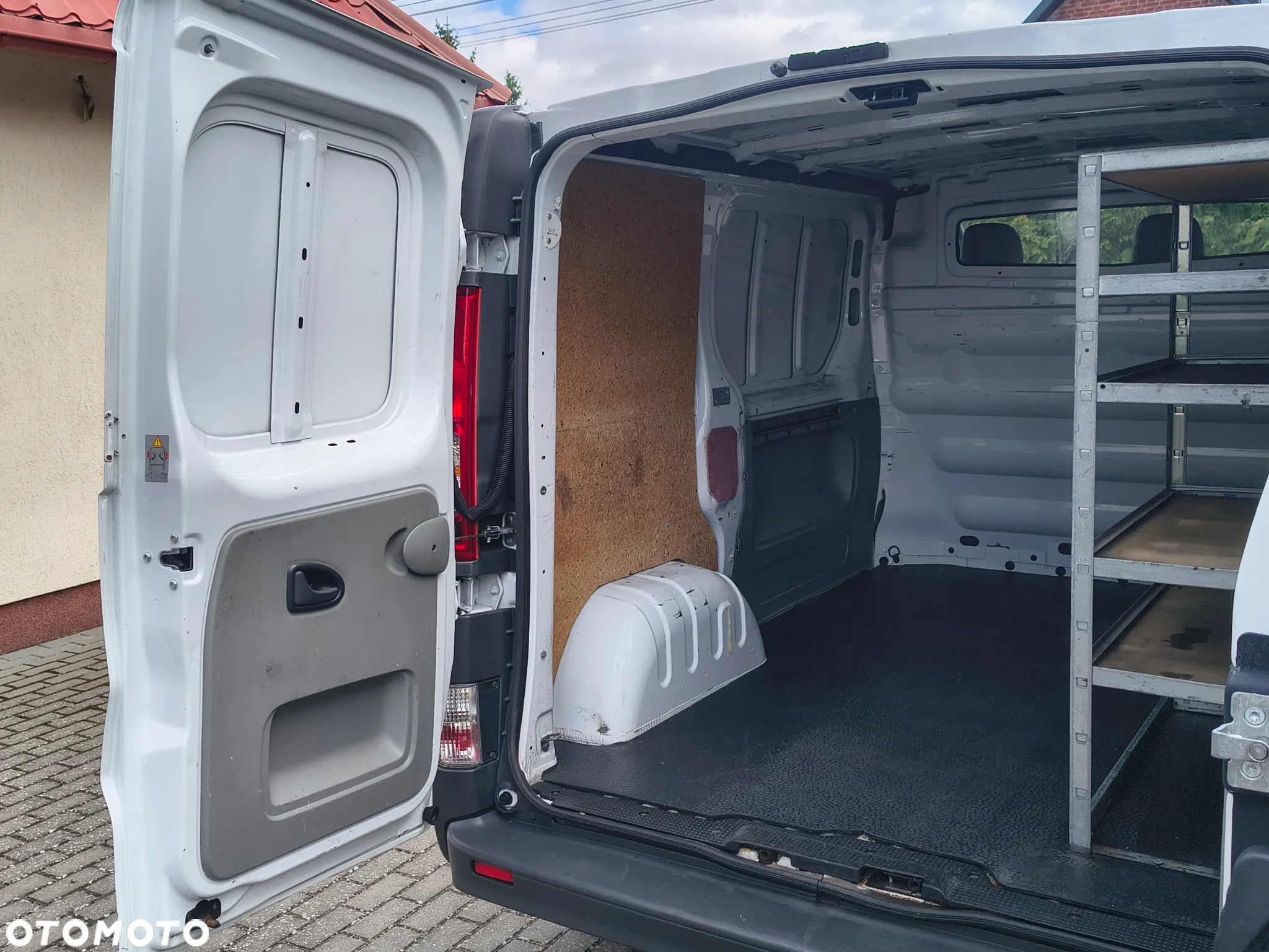 Opel Vivaro - 21