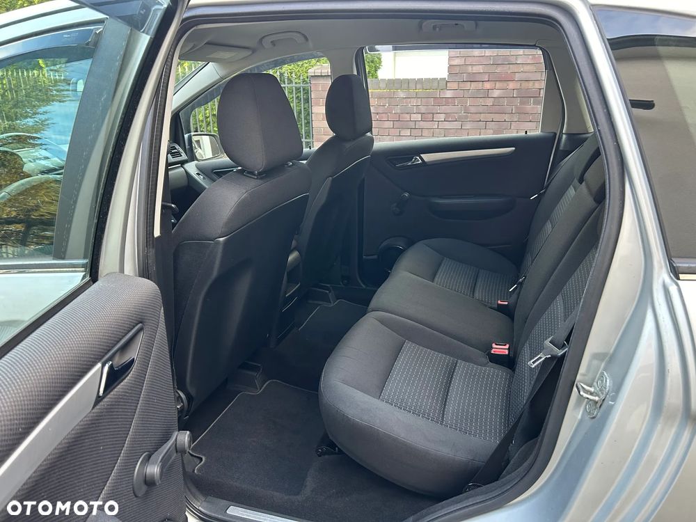 Mercedes-Benz Klasa B 200 Autotronic Special Edition - 7