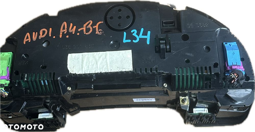 Licznik Zegary Audi A4 B6 8E0920900M - 2
