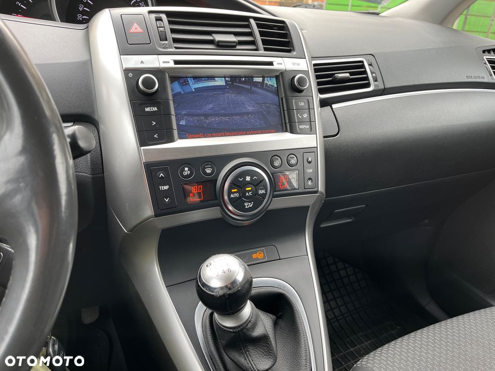 Toyota Verso - 15