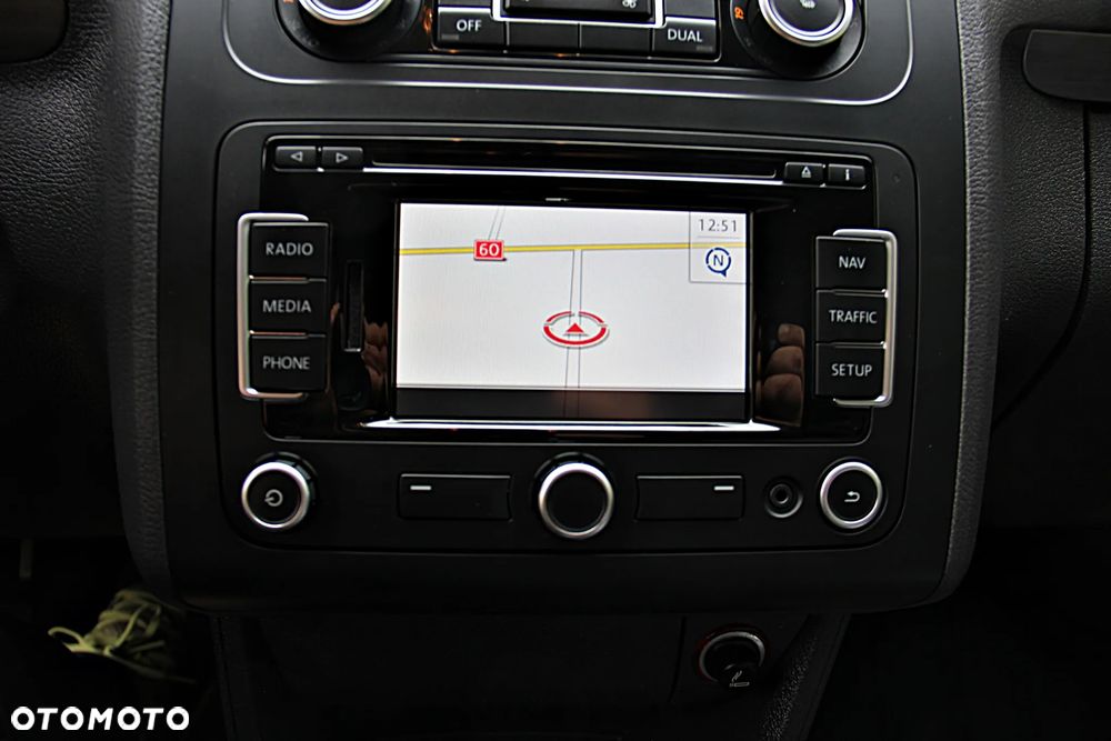 Volkswagen Touran 2.0 TDI DPF Comfortline - 27