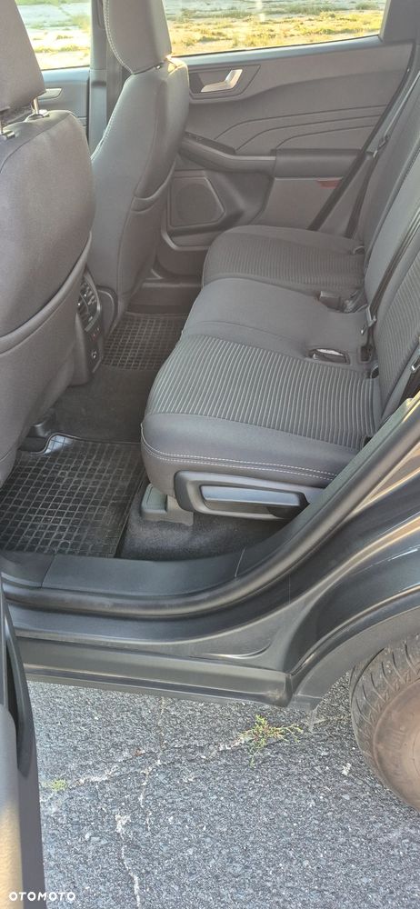 Ford Kuga 1.5 EcoBoost FWD Titanium - 8