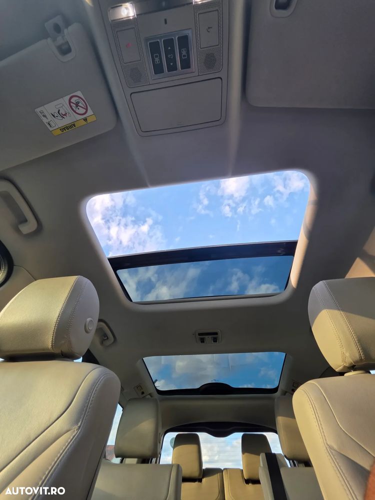 Land Rover Discovery 2.0 L SD4 Ingenium HSE - 20