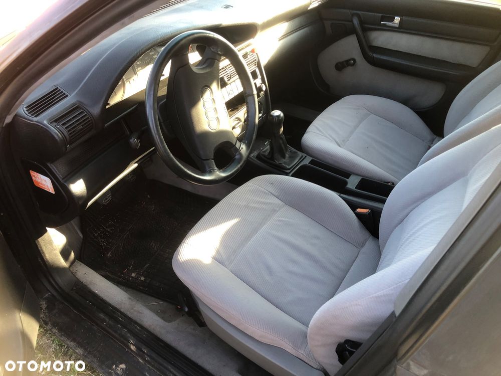 Audi 100 - 7