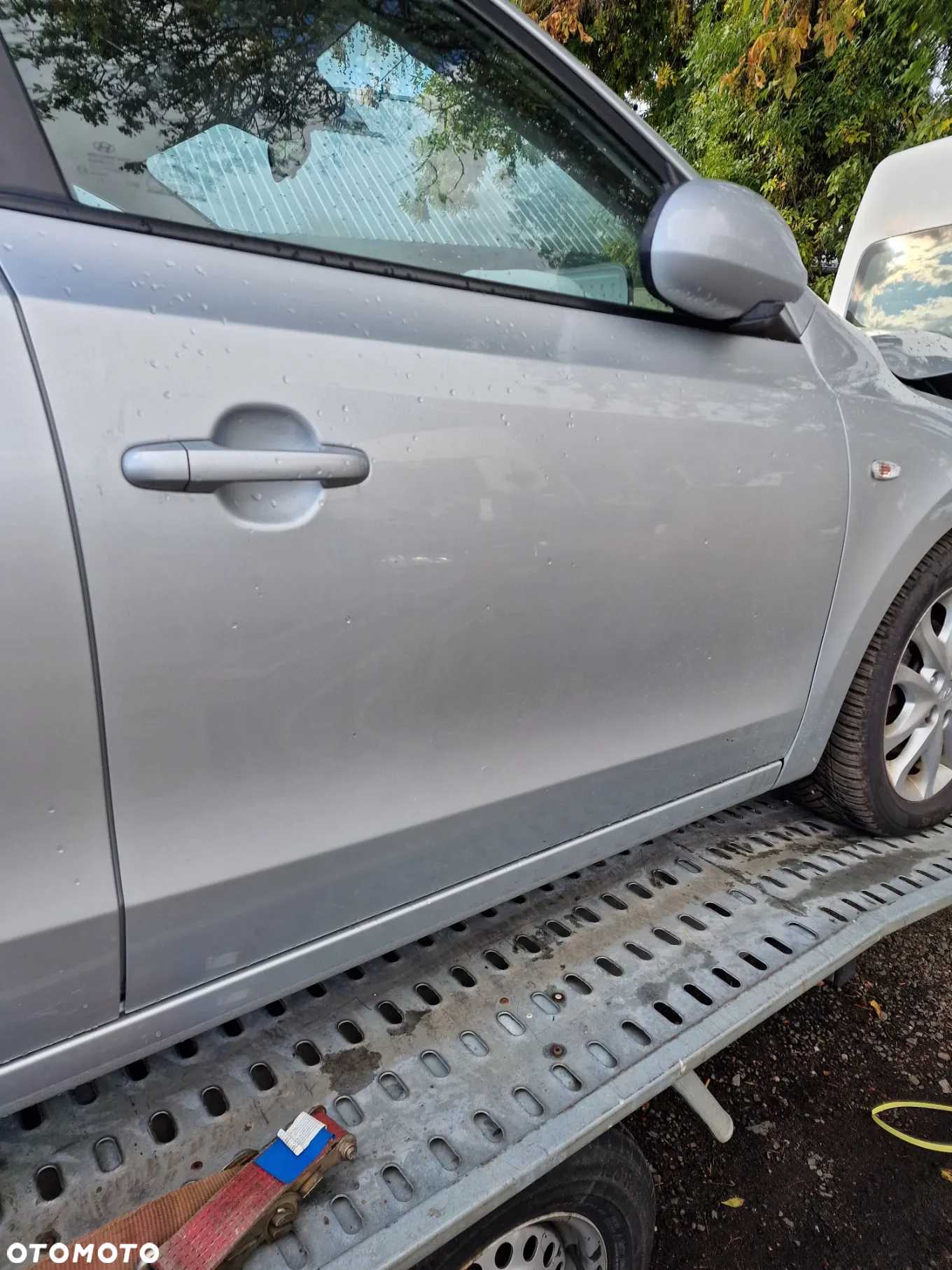 Drzwi  prawy przód hyundai  I30  w kolorze 2R - 2
